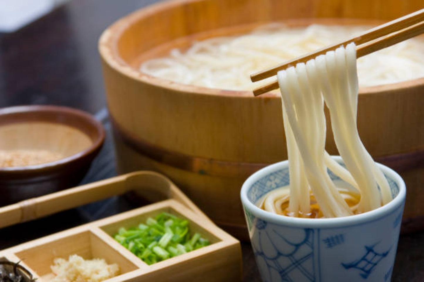 udon-heisse-nudeln-hollenstein-gourmet