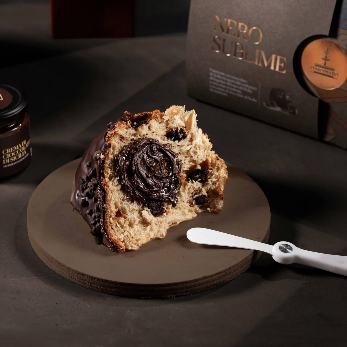 ORO NERO SUBLIME "PANETTONE CREMA NERO SUBLIME AL CIOCCOLATO DI SICILIA FIASCONARO